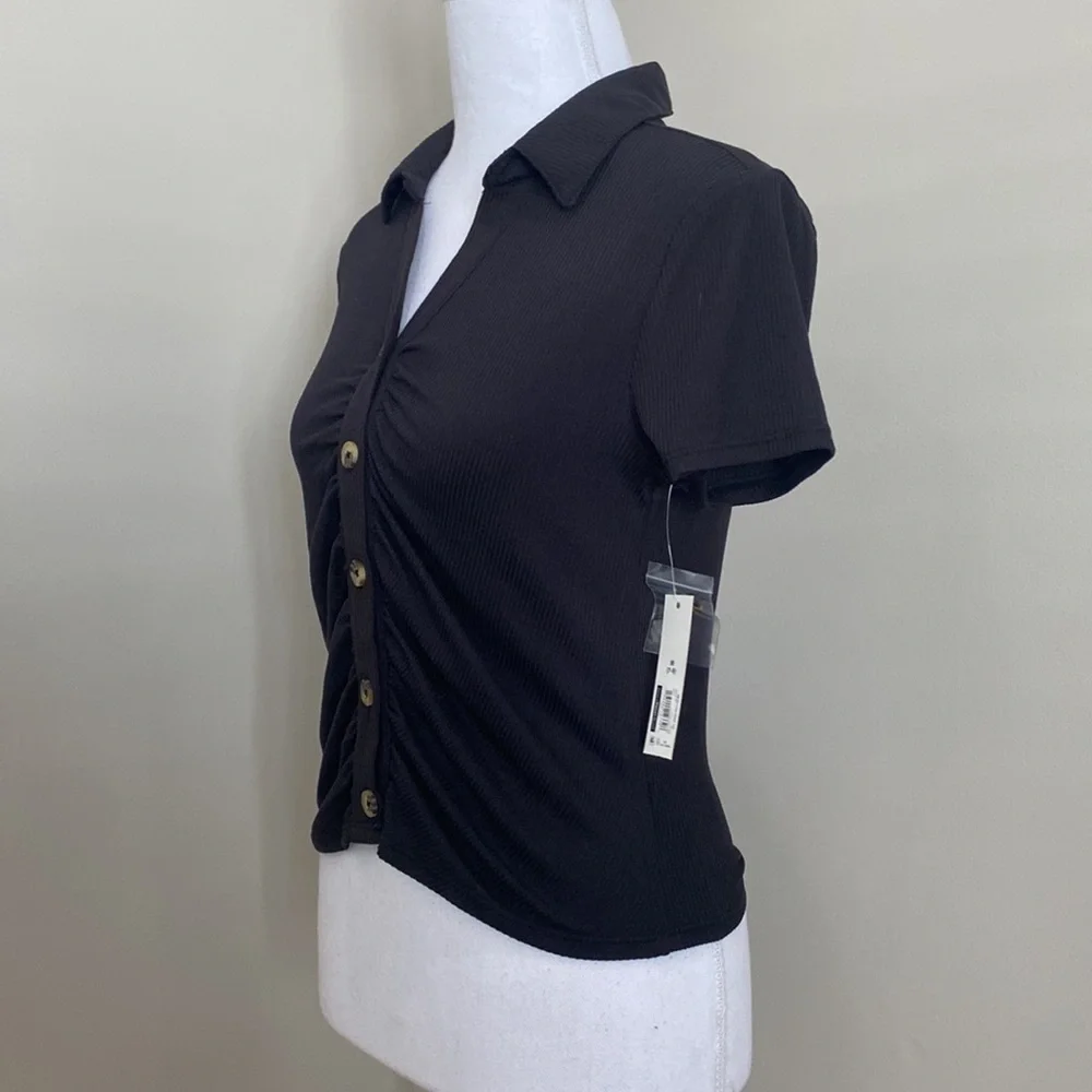 Black Light Knit Top with Button Details and Collared V-Neck​ - Picture 4 of 8